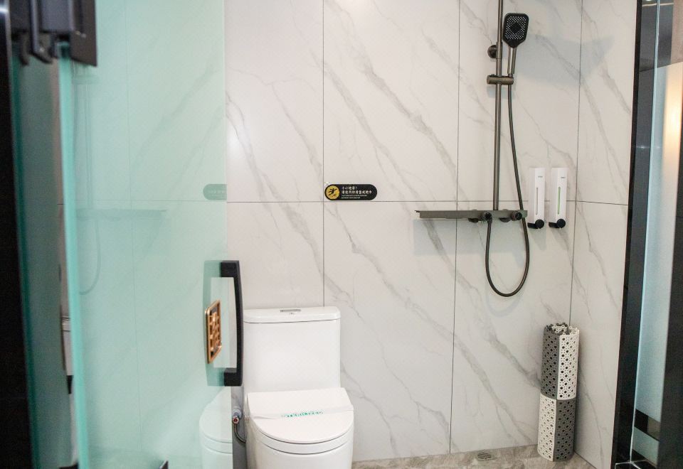 Eaton Shangpin Hotel (Bowen Institute of Technology)Guestroom (Double Bed) (Floor Heating, Tv)