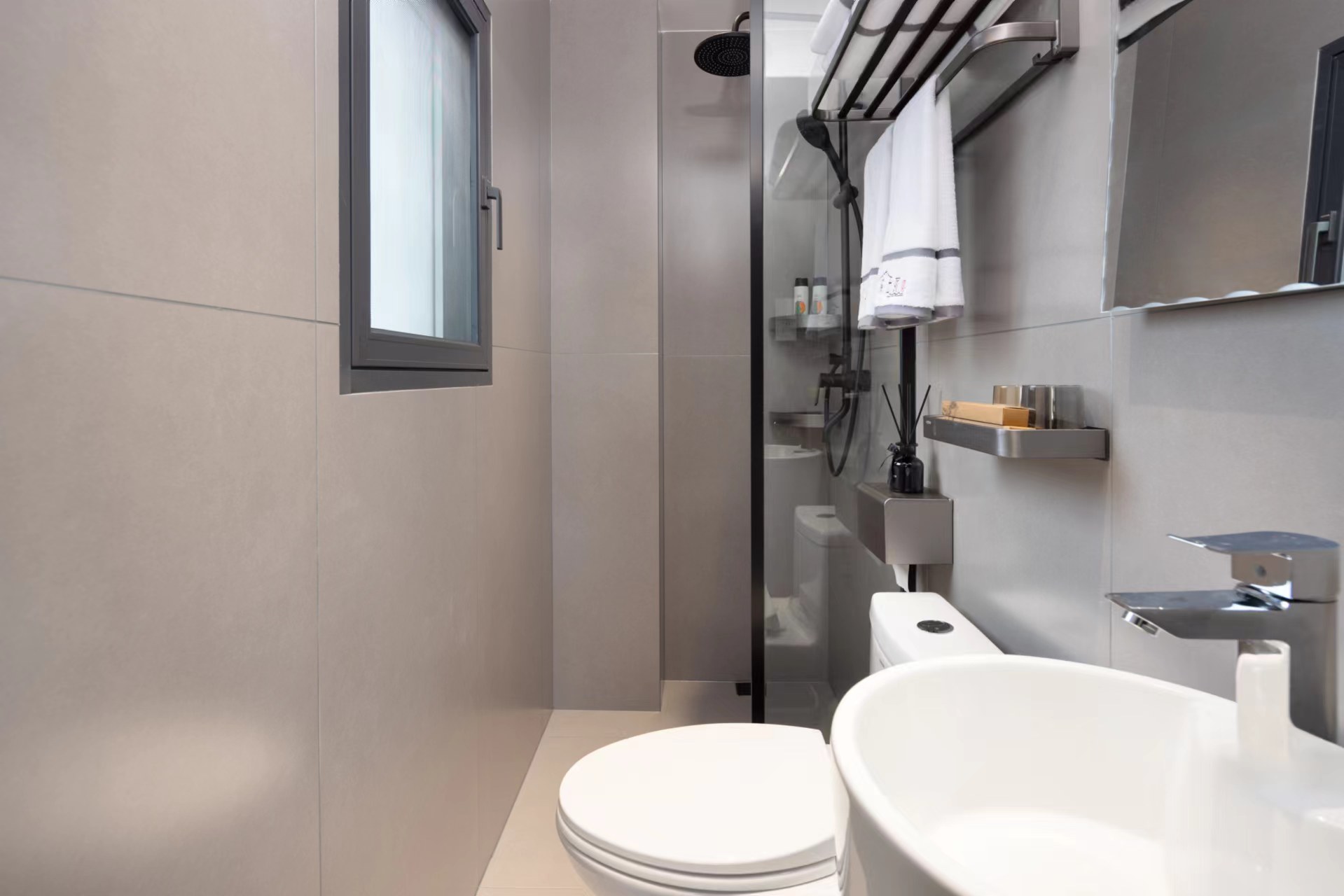 Guestroom - with View (2 beds)