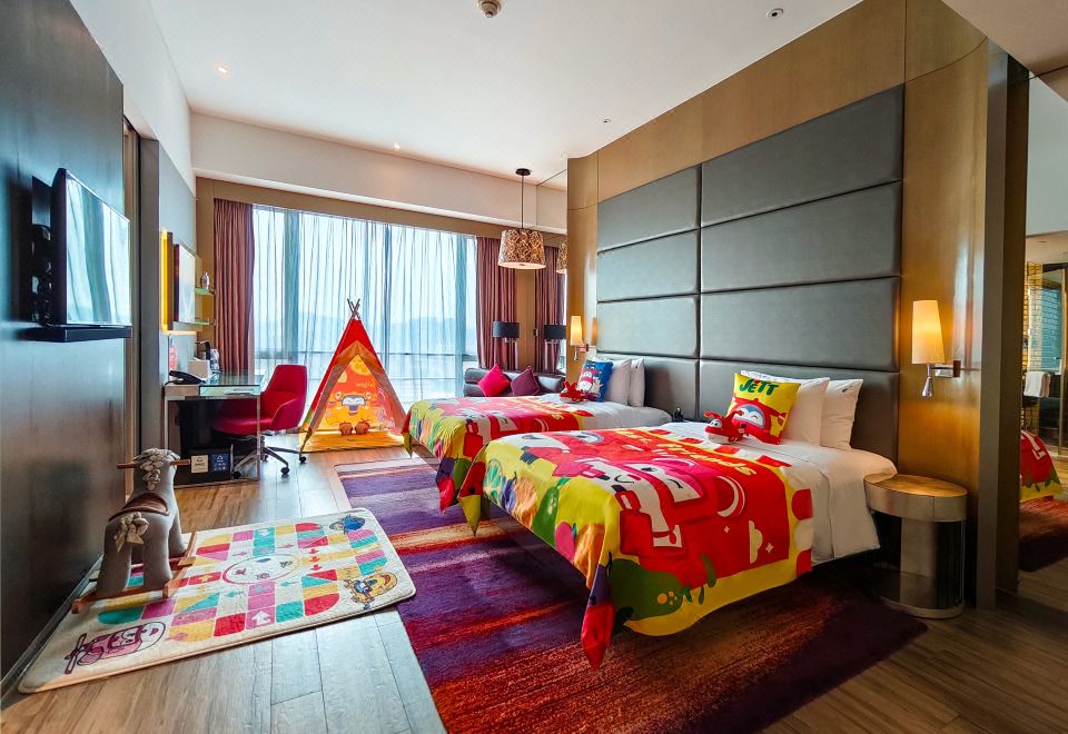 超級飛俠熱帶水果親子雙床房