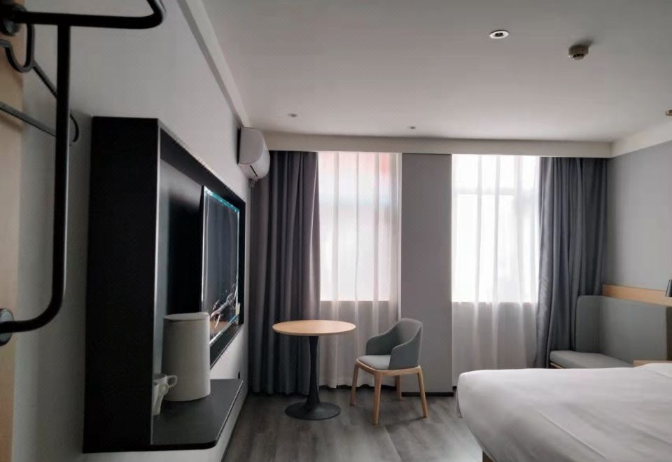 乐享大床房【零压床垫+电视投屏】