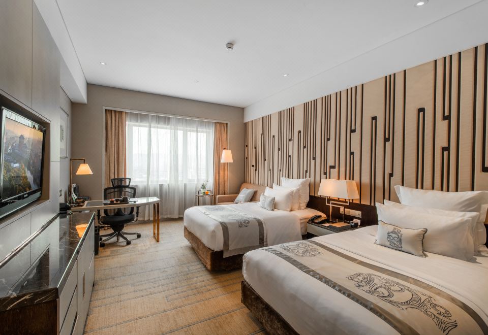 Grand Pacific HotelMountain View Deluxe Business Twin Room