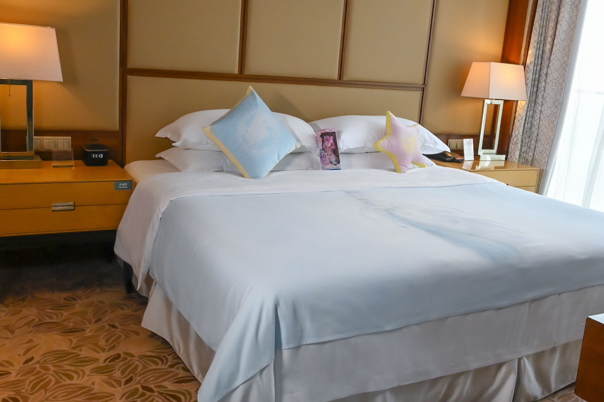 叶罗丽豪华主题套房