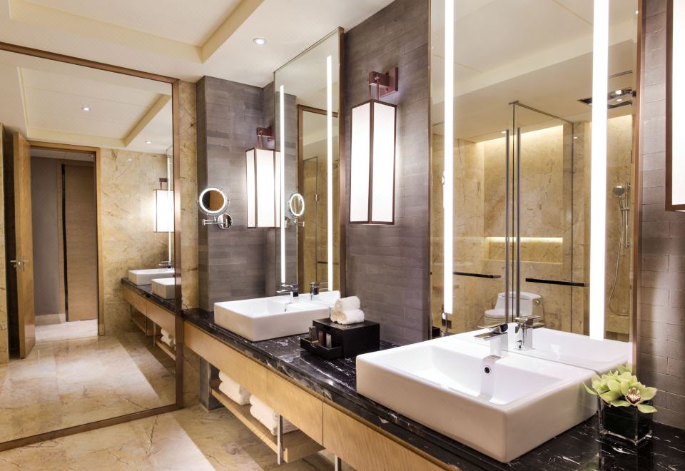 總裁雙臥海景連通套房