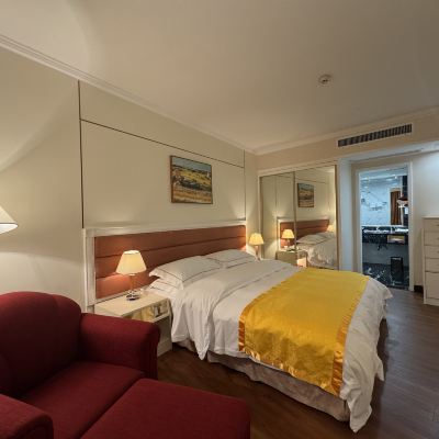 康養公寓房（西式廚房/客廳/冰箱/洗衣機/居家收納） 汕頭金海灣大飯店優惠