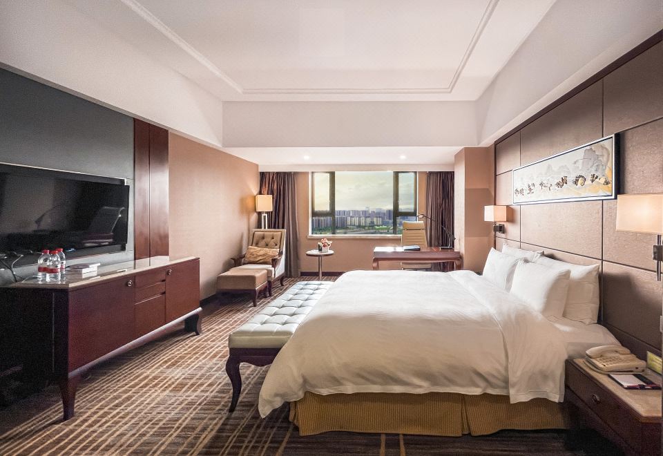 尊享焕新行政大床房（宽敞明亮+带浴缸）