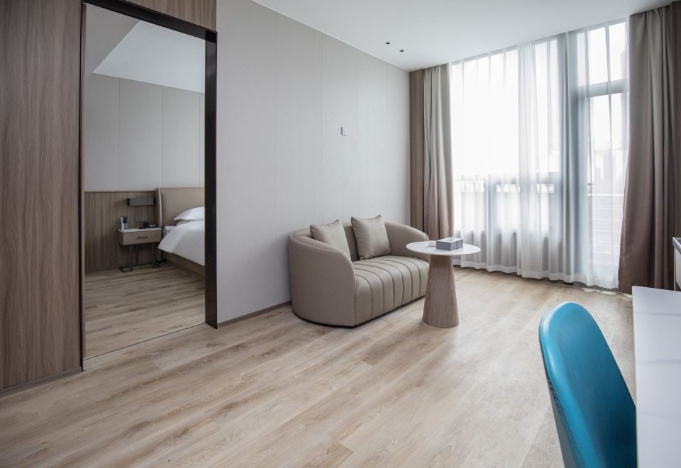 Century International Convention Center (Baijia Lake 1912)Junior Suite