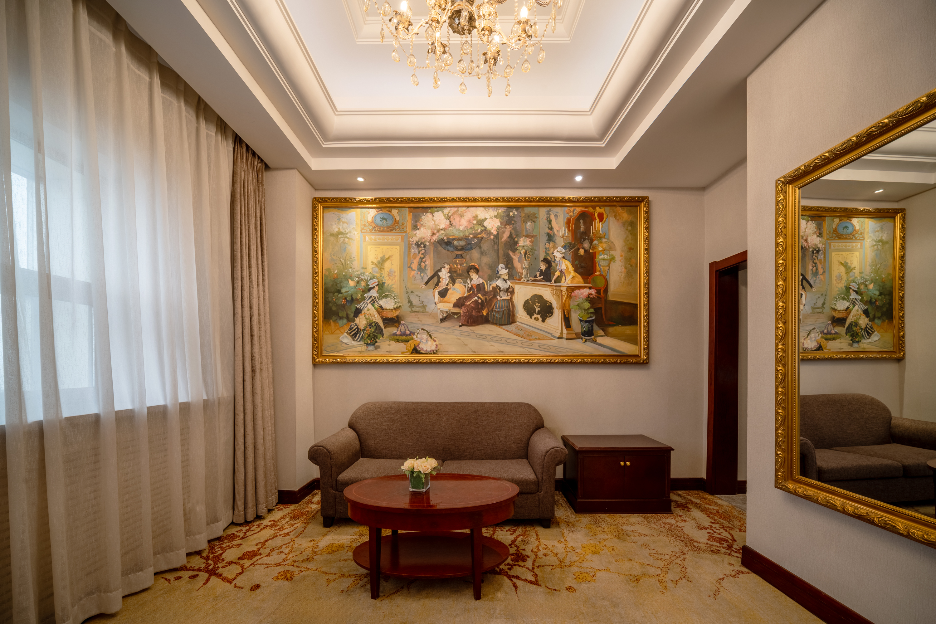 巴黎至尊豪華套房·靜謐會客廳·豪華浴缸·潤境加濕器