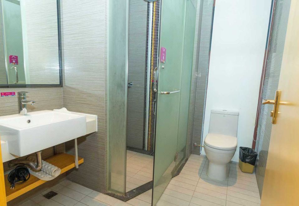 休闲棋牌双床房