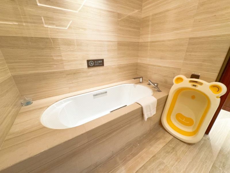 家庭套房A（二居室大空間+超大露台+全屋新風）