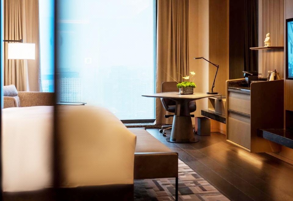 尊贵大床房 | 180°尽览长安繁华夜景