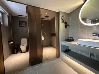 Changbai Mountain Pureland Hot Spring Resort Hotel  호텔
