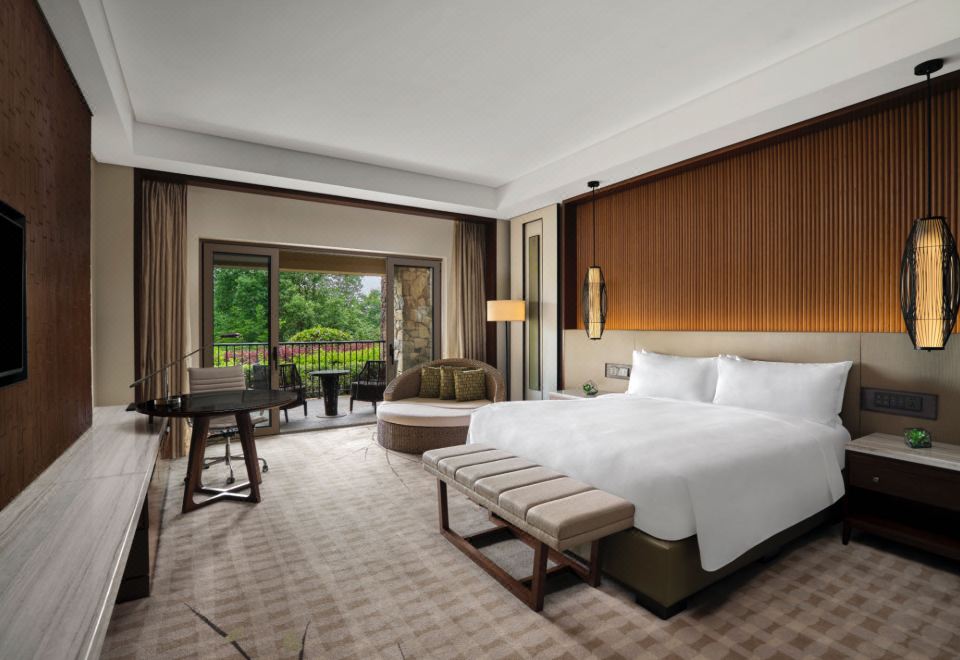 JW Marriott Hotel Zhejiang AnjiGuestroom - Garden-Balcony View (Double Bed)