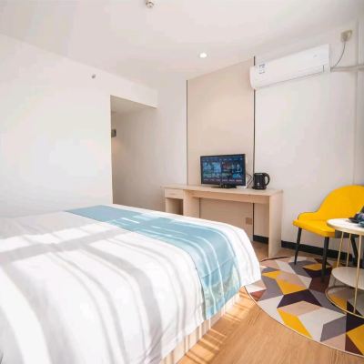 優選大床房（明亮採光好） 花田酒店（廣州芳村花地灣店）優惠