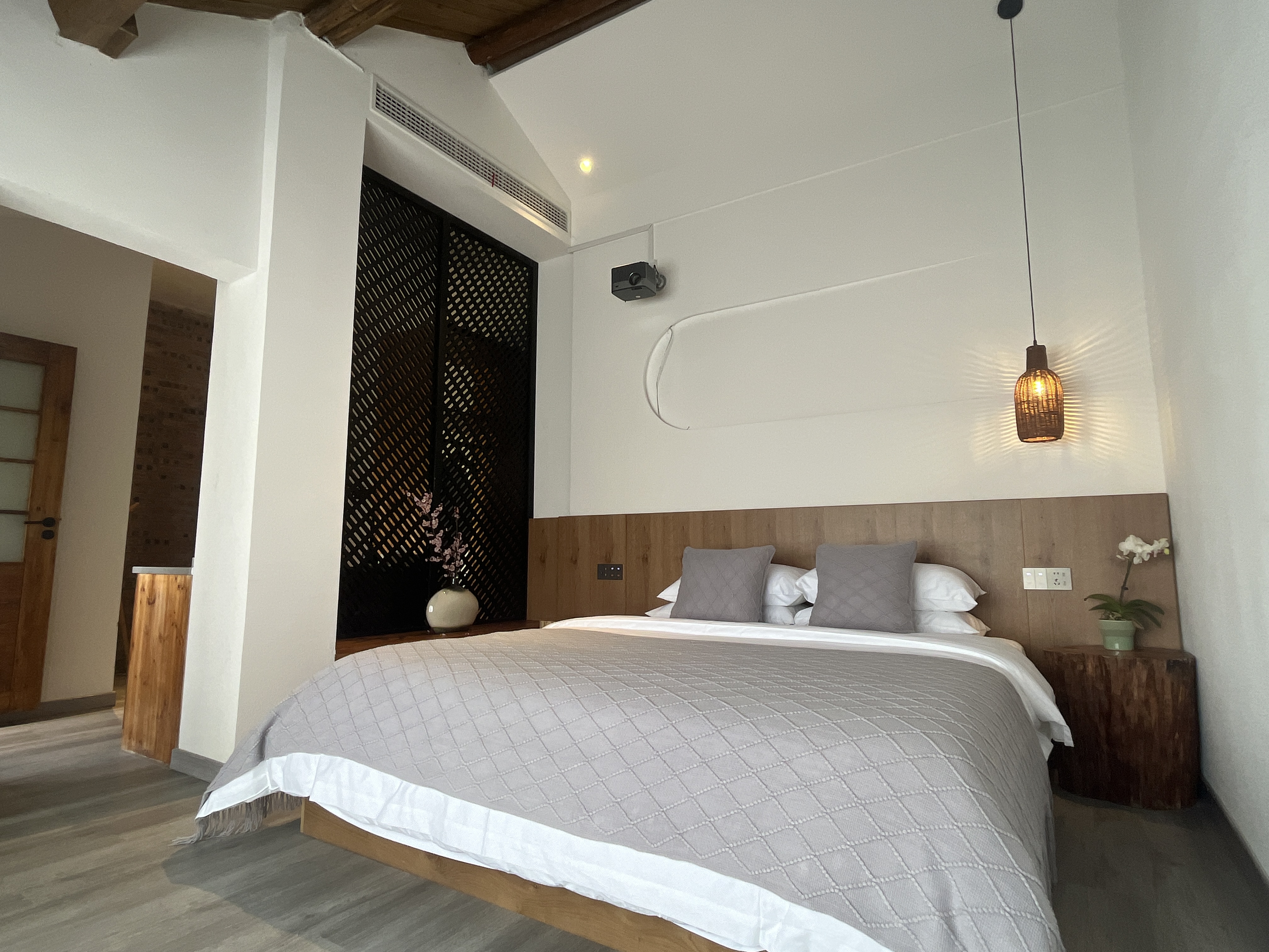 归藏-庭院景观大床房