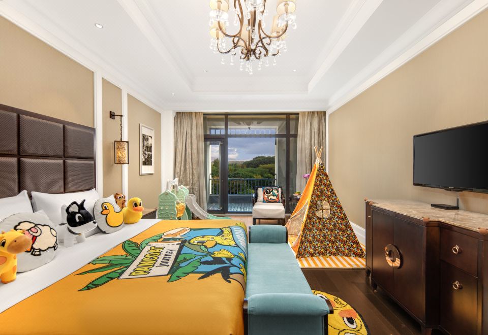 WUXI TAIHU HOTELPanku Family Theme Room