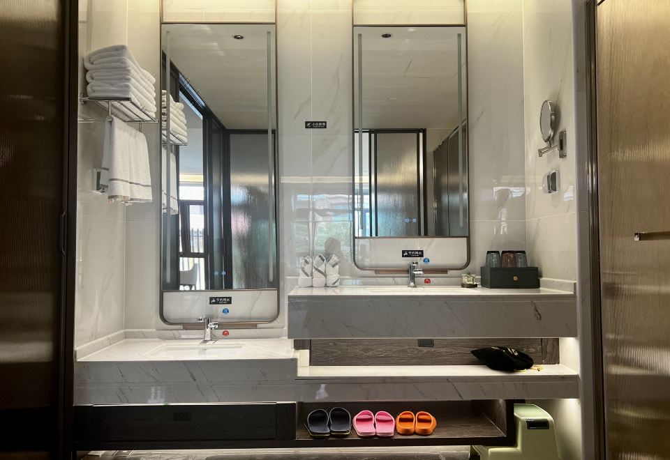 Baihualin Hot Spring Valley HotelYi Quan Shan Lu Private Hot Spring Family Suite