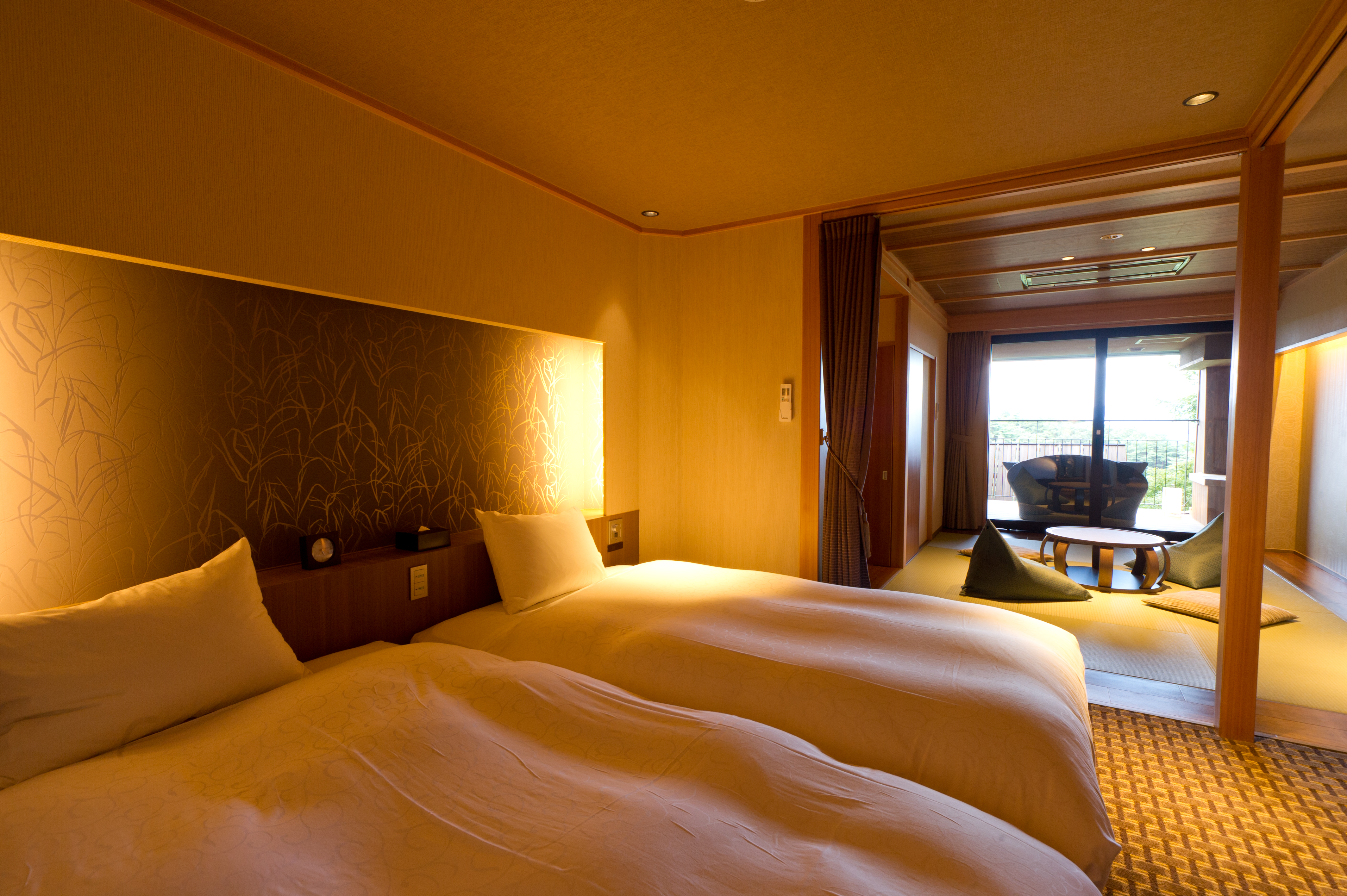 【富士山侧】温泉露天浴池（日西合璧房/带露台）