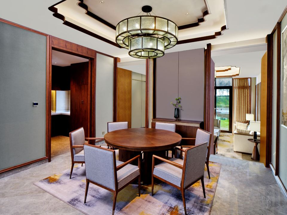 三卧别墅私汤套房