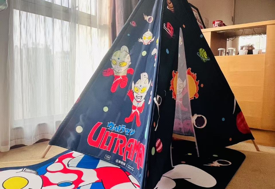 奧特曼主題親子房