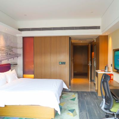 舒適園景大床房 佛山西樵山希爾頓歡朋酒店優惠