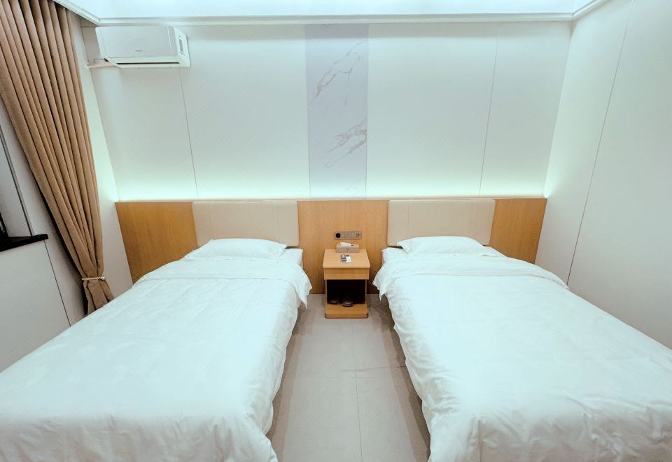 JR HOTELStandard 2-bed Room