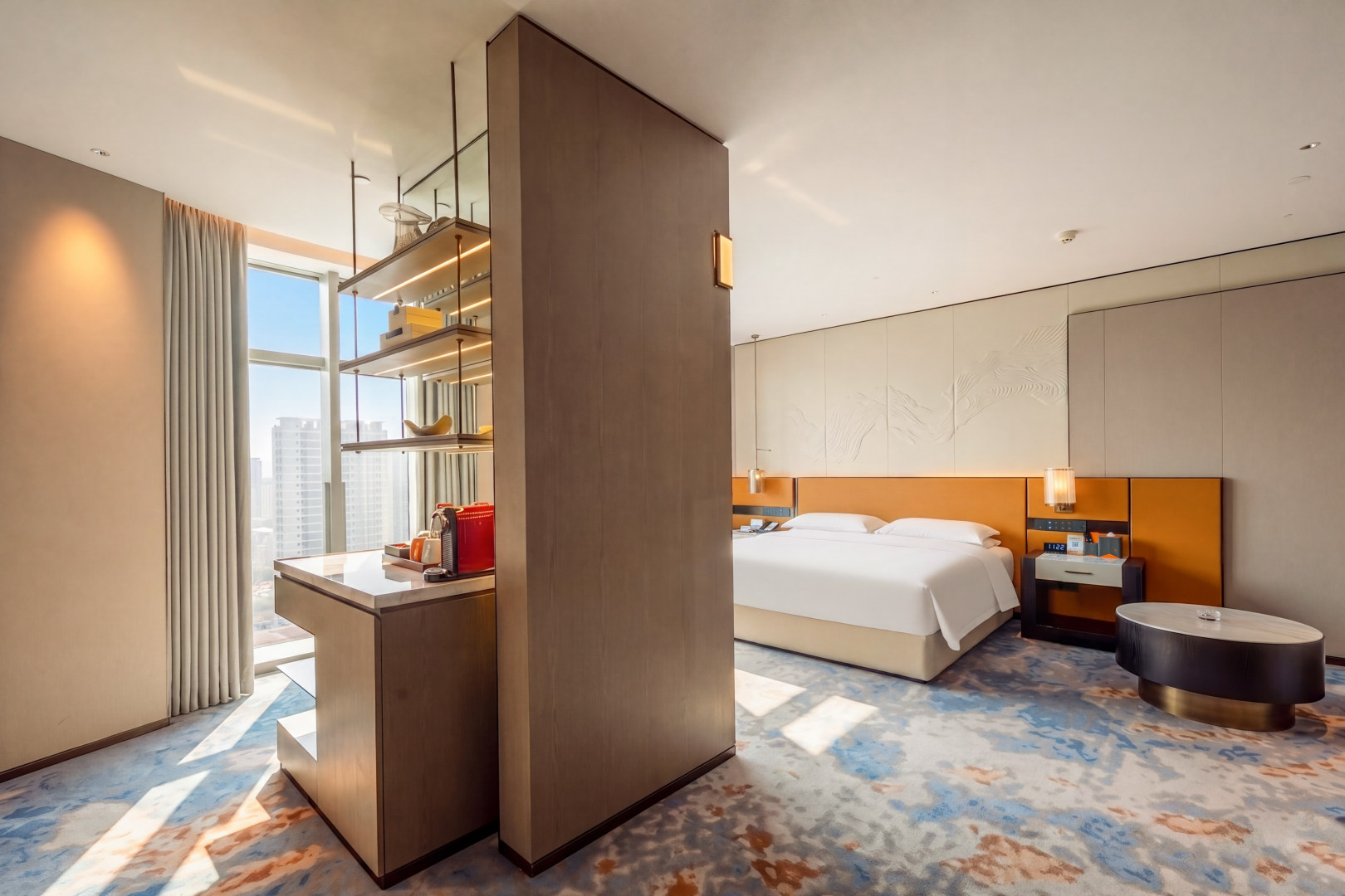 Luxury King Room