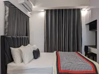Entire Designer Apt+Free Airport Pickup+Discount