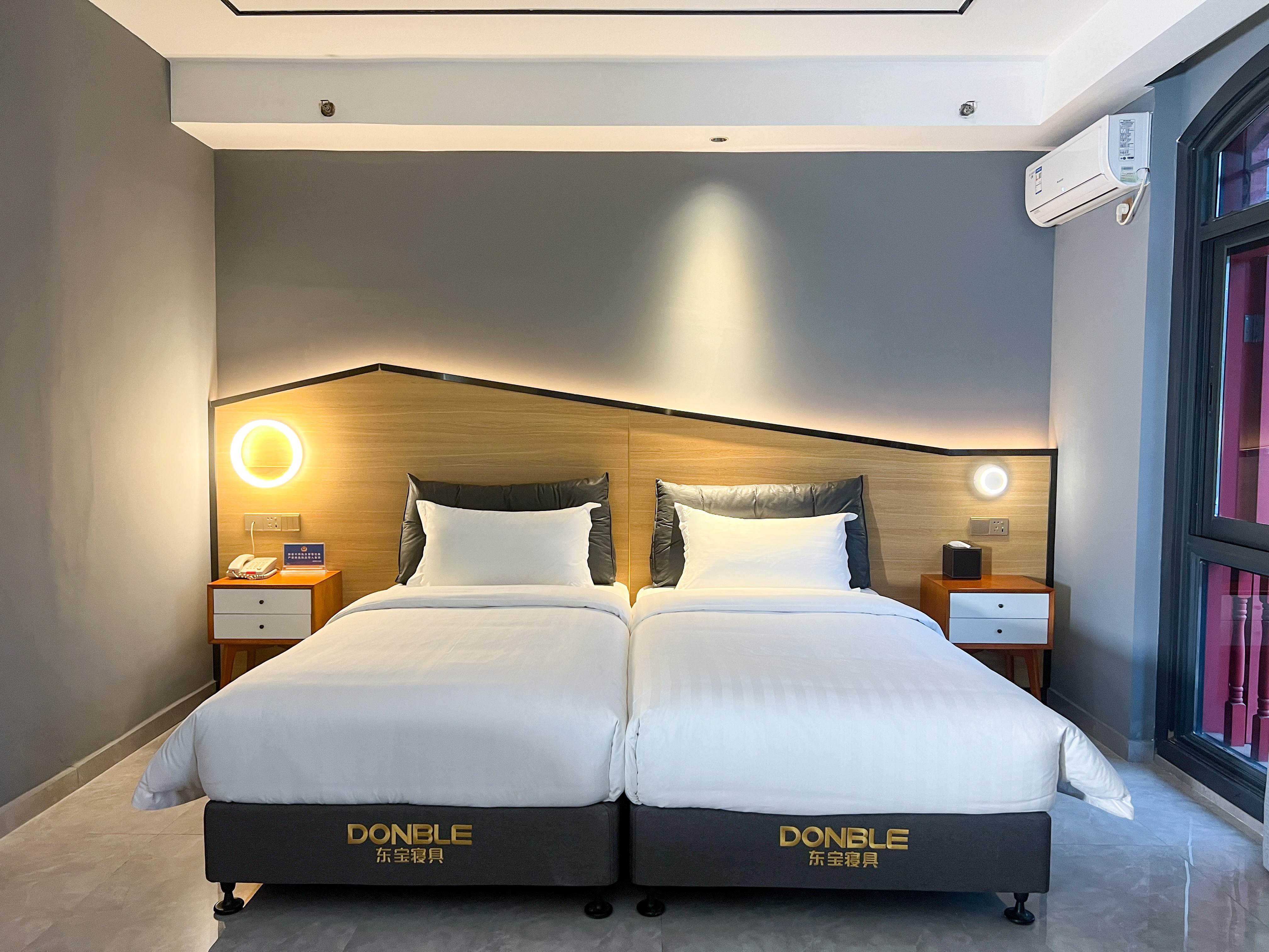 精致主题双床房