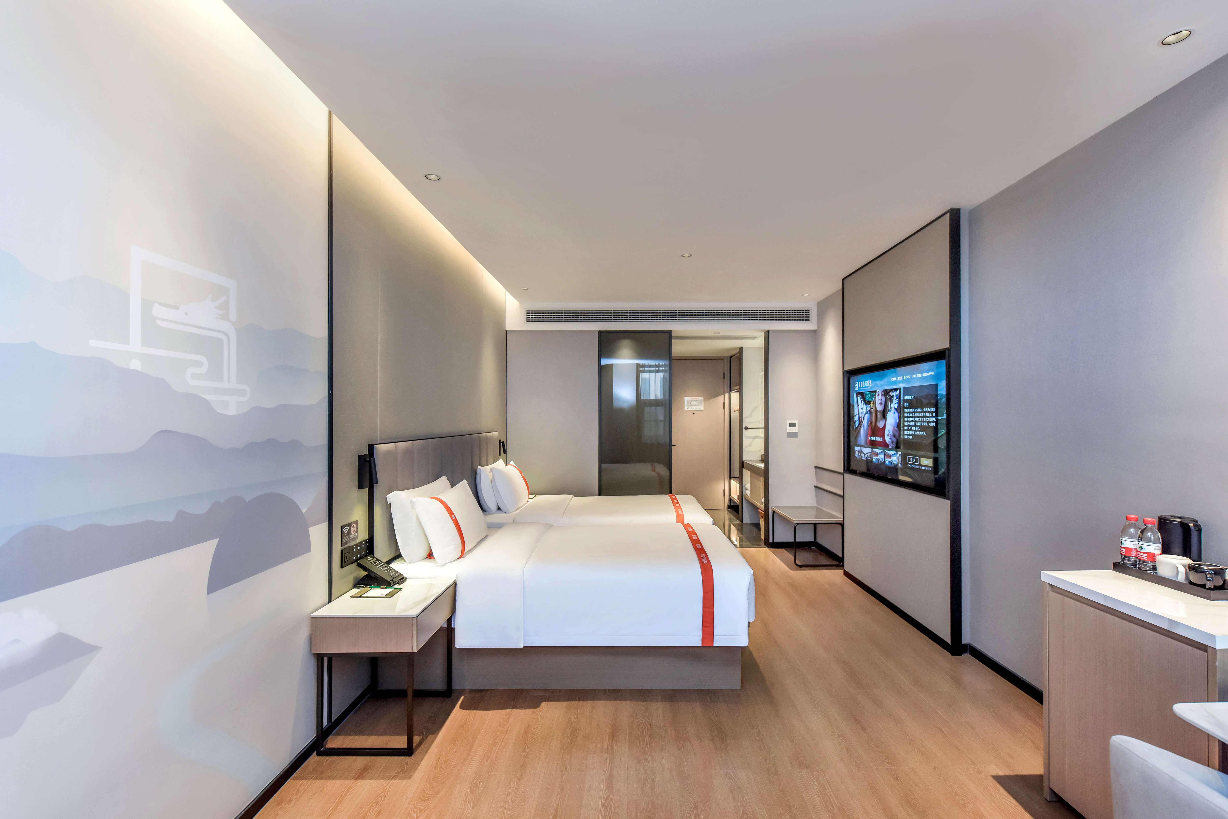 商务双床房（超赞办公桌+双层隔音玻璃）