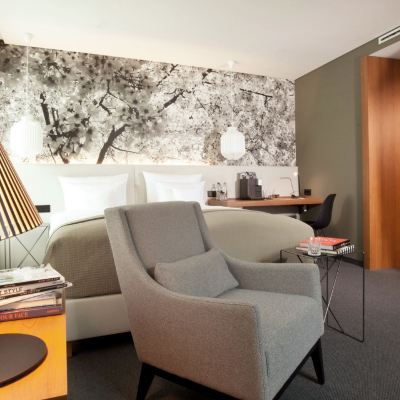 Deluxe King Room with Courtyard View Me and All Hotel düsseldorf Promo Code