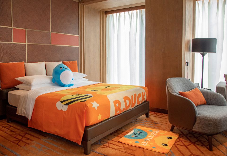 嘉賓軒小黃鴨親子主題家庭套房