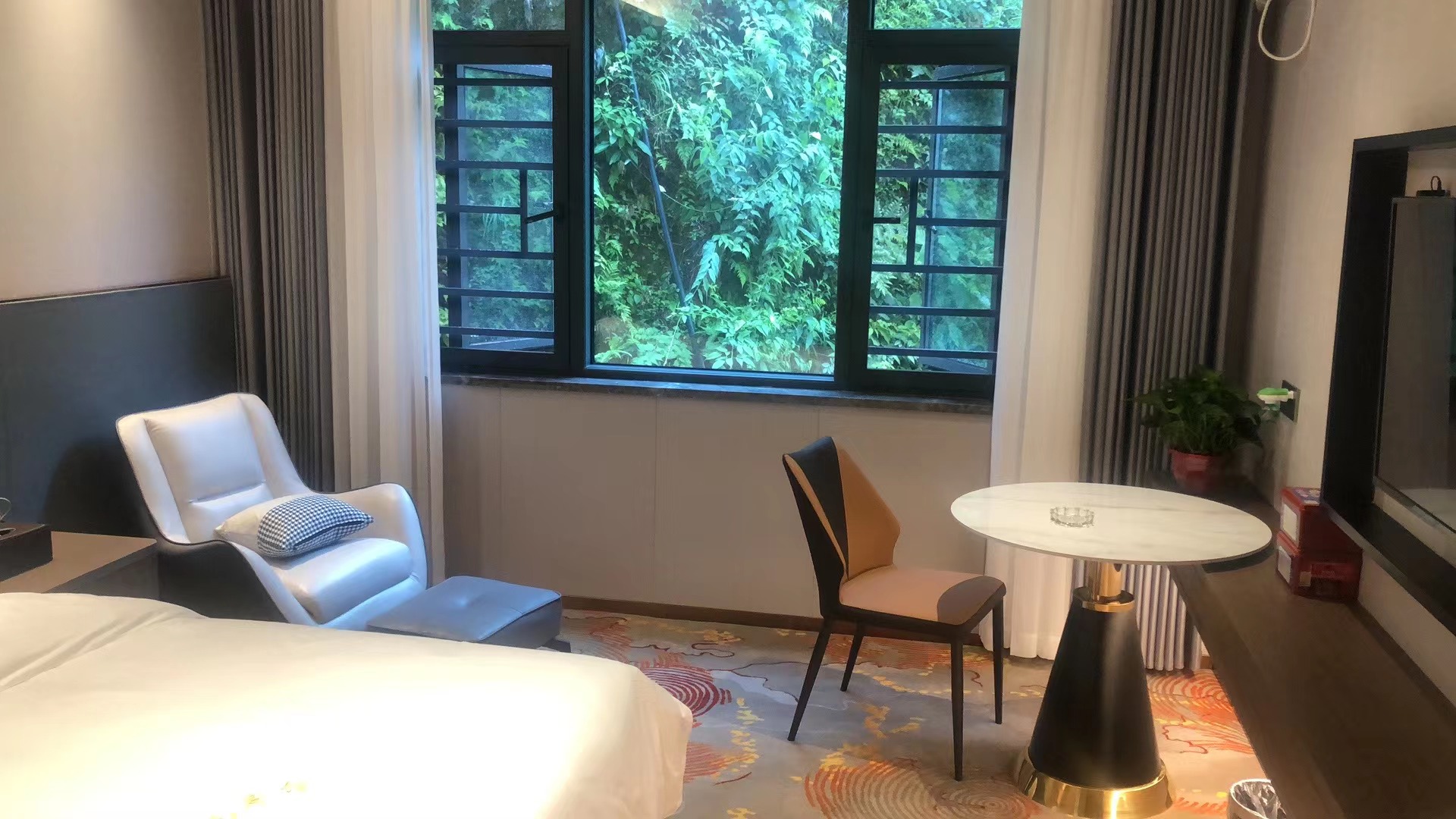 Longshan Hotel雅致单人间