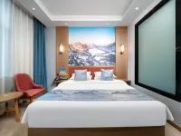 Marriott Holiday Hotel (Kuche Railway Station) Kuçar İlçesi otelleri