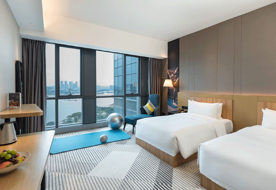 悦雅活力双床房