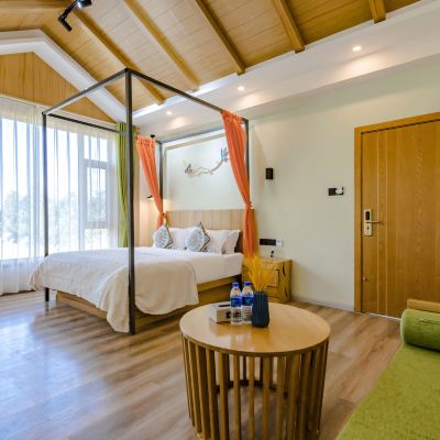 山宿陽台大床房（蒼山觀景+智能馬桶） 大理藍棲客棧優惠