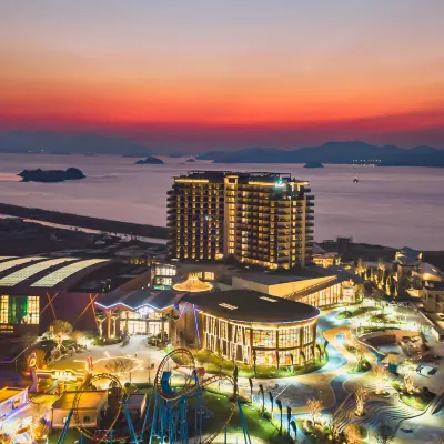 Junluxe • Senbo Resort Zhoushan Hotels near Zhujiajian Daqingshan Scenic Spot