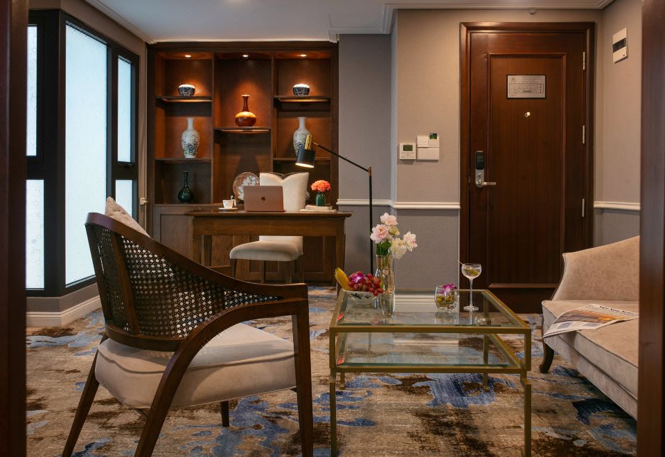 The Oriental Jade HotelThe Oriental Jade Suite With Terrace