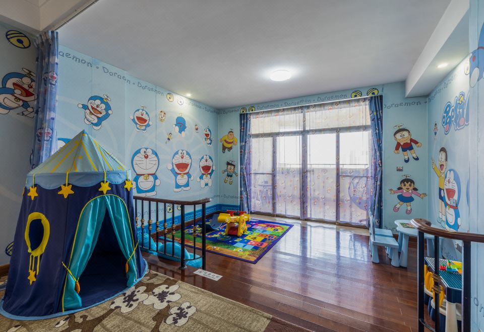 卡通亲子房（望园景+卡通主题用品+浴缸+智能马桶）