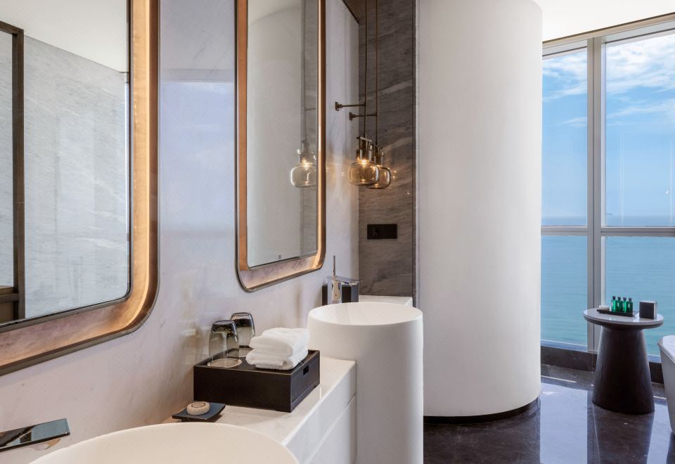 Qingdao Haitian HotelDeluxe Suite Sea View