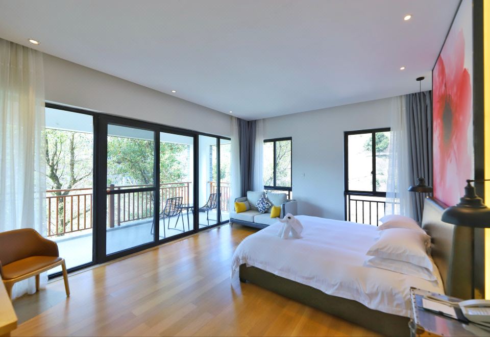 Qiandaohu Xinbo Holiday HotelPremier Business Suite