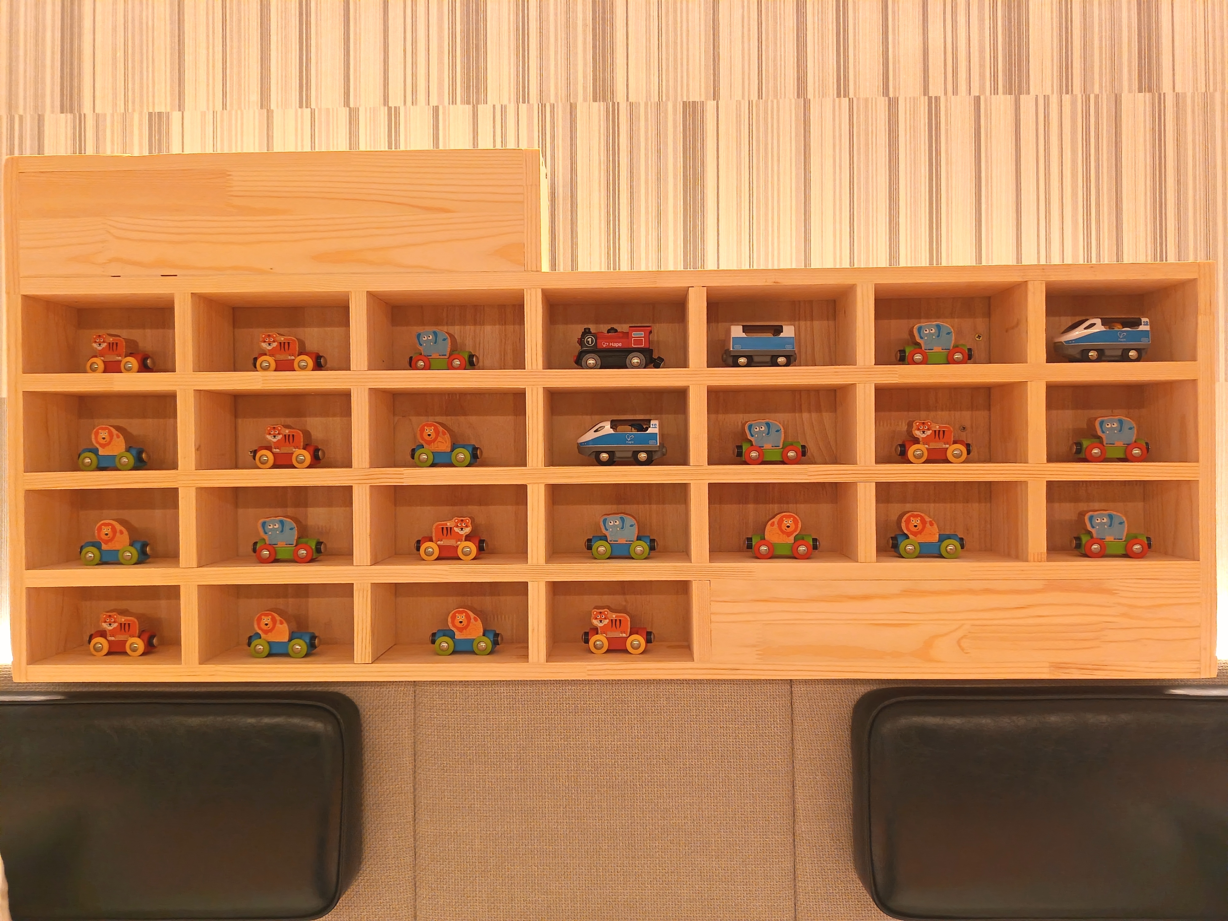 新丝绸之路亲子房（卡通主题+亲子空间+智能投屏）