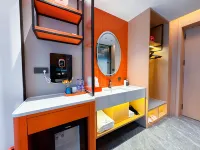 Mehood Lestie Hotel (Golmud Salt Lake Square Branch)