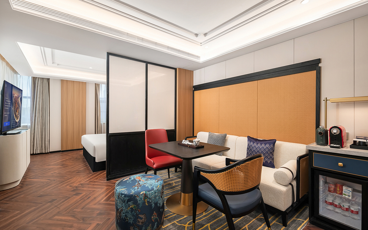 行政尊享套房（功夫茶具-乳胶枕头-智能客控）