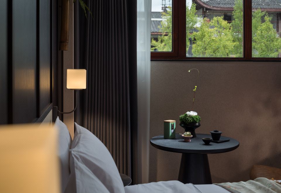 云锦·观景浴缸房