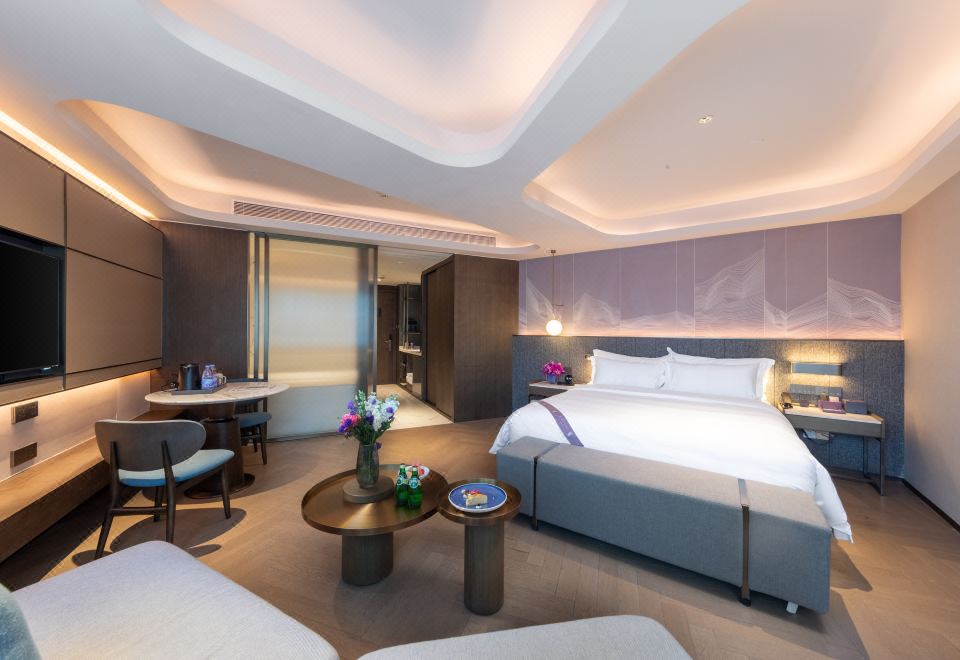 IMPERIAL TRADERS ELONG HOTELGrand Queen Room