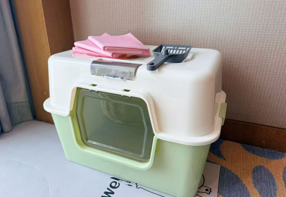 Wanda Realm LangfangPet-Companion Premium Deluxe Double Bed Room (Pet Supplies + Toys)