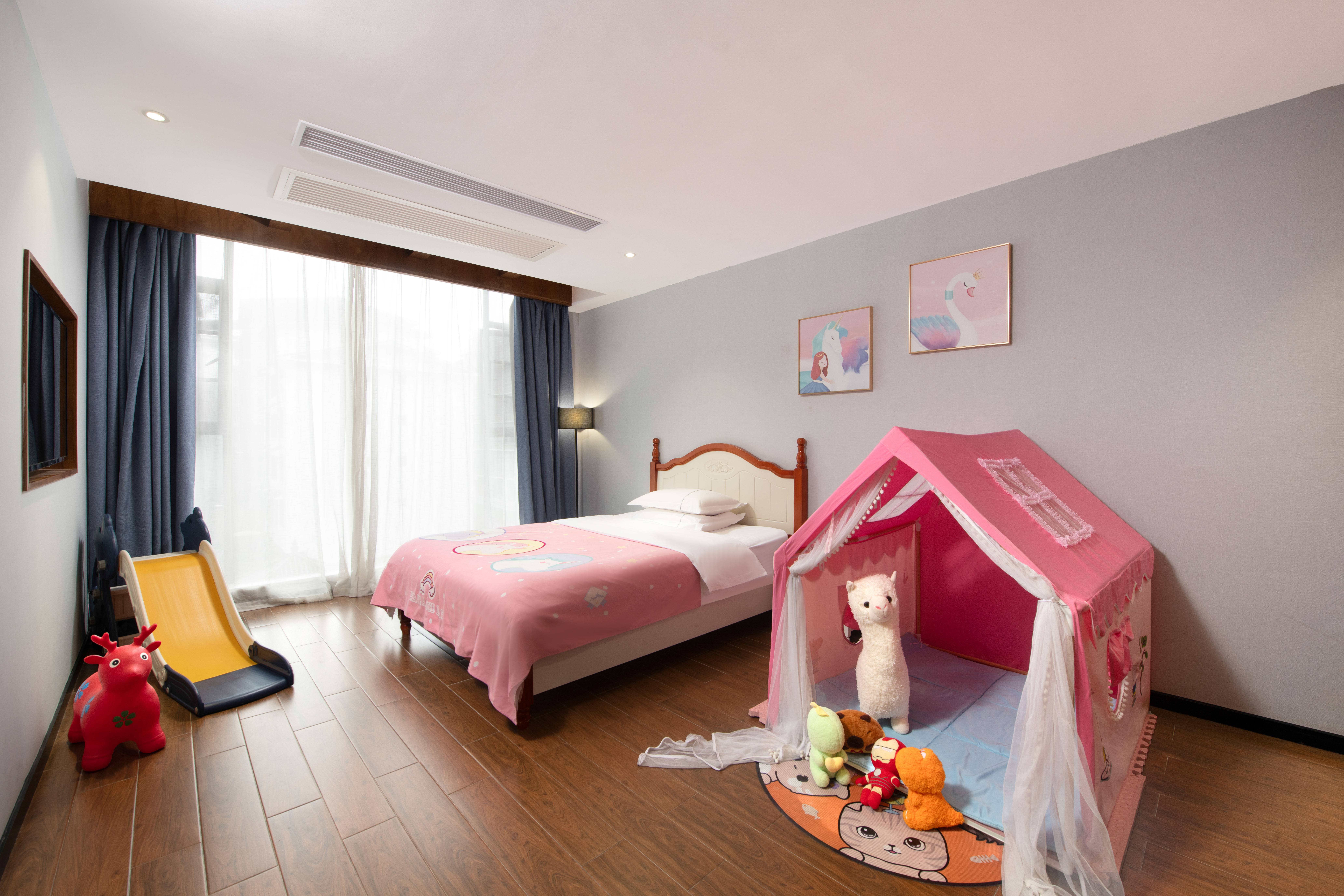 Xianchuang Hotel园景亲子套房+园林景观+小童滑梯+小童帐篷+mini吧