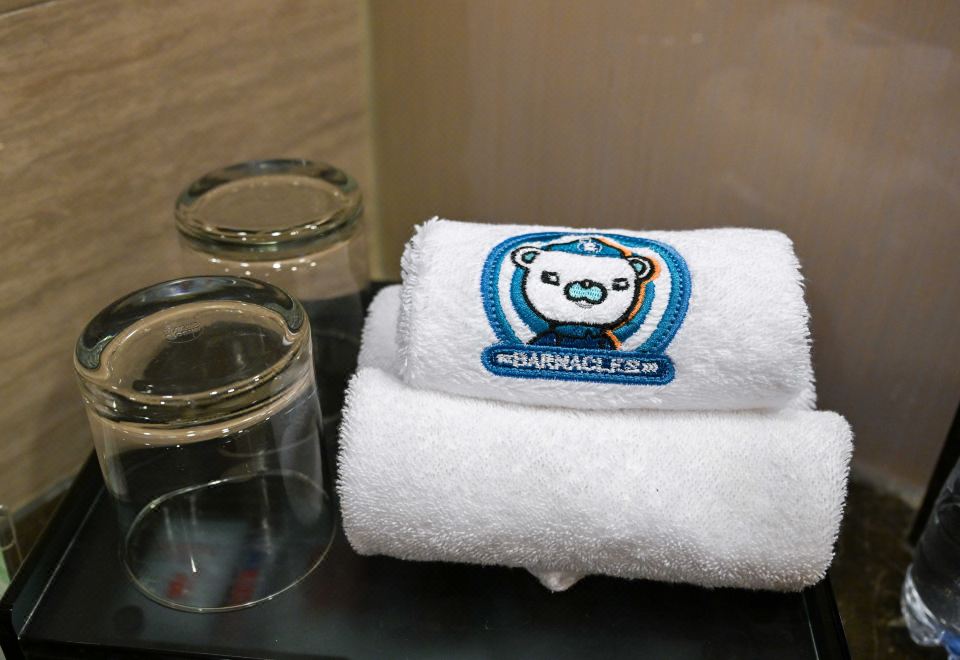 海底小縱隊主題房