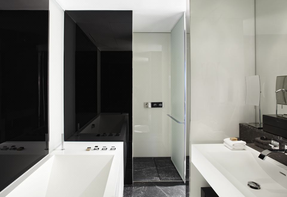 加大ME+ 小型套房