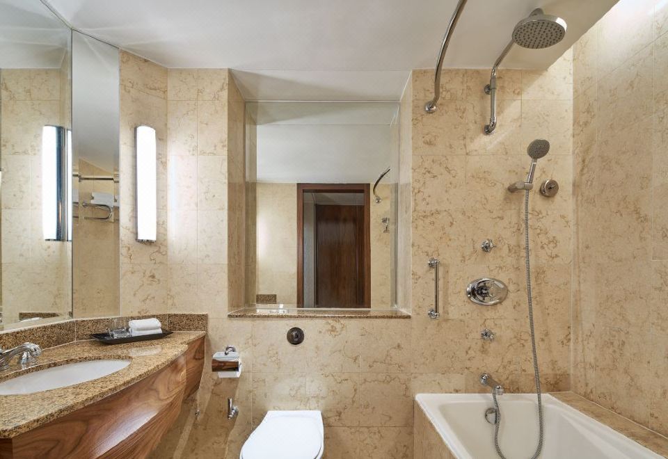 Sheraton Towers SingaporeDeluxe Room